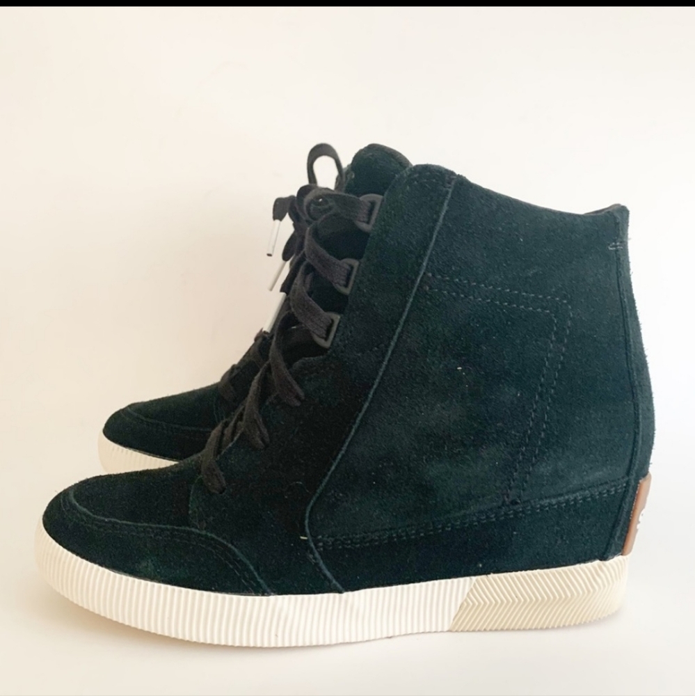 Sorel out & about wedge booties